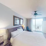Majestic Beach Resort Tower II - 501